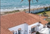 Chalet independiente con terreno en venta en la España, Marbella, ref: TR169068 foto