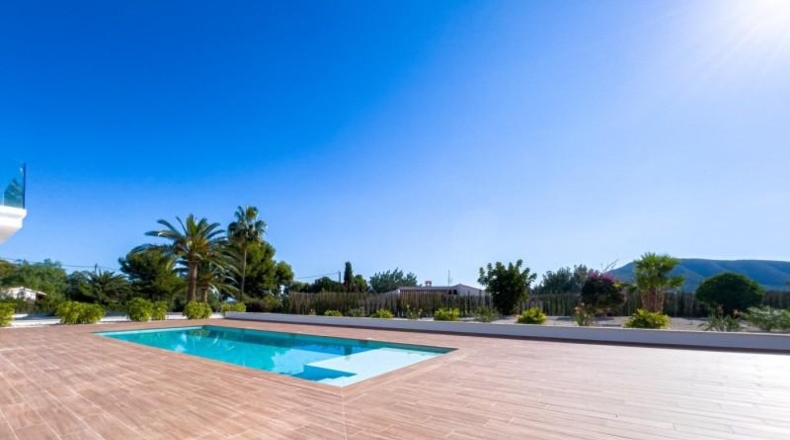 Alicante - Alfaz del Pi - 3000m2