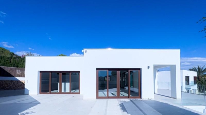 Alicante - Alfaz del Pi - 3000m2