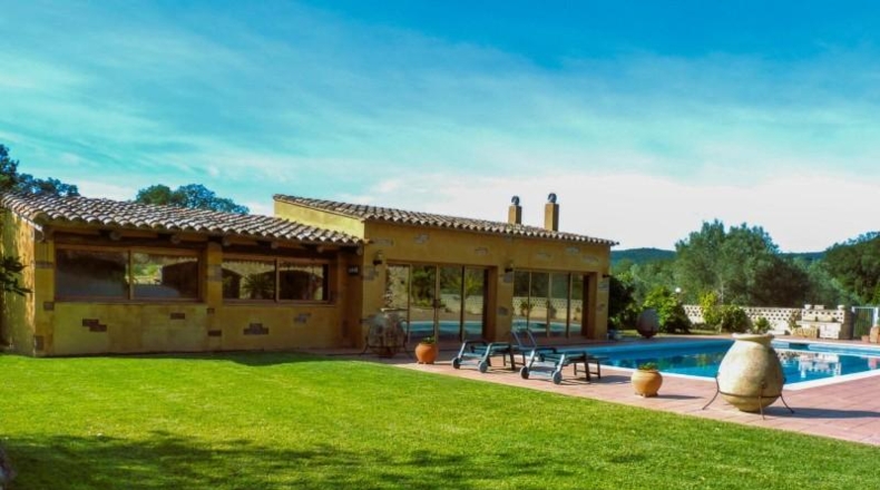 Girona - Calonge - 240000m2