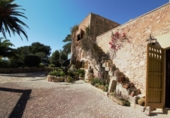 Country house with land for sale on España, Felanitx, ref: TR135614 photo