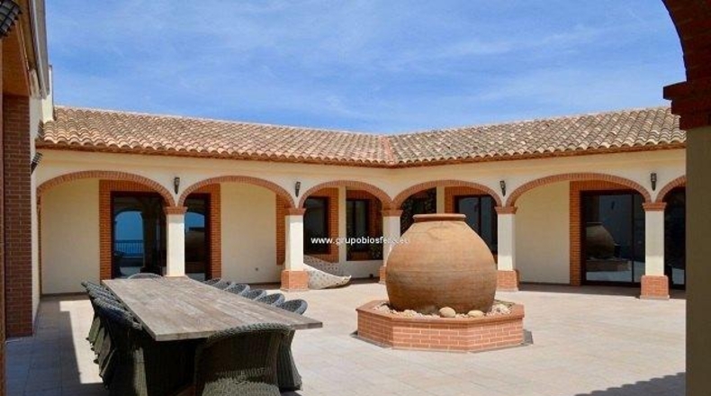 Alicante - Guadalest - 25000m2