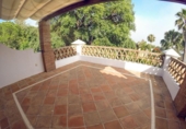 Chalet independiente con terreno en venta en la España, Marbella, ref: TR162241 foto
