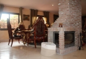 Chalet independiente con terreno en venta en la España, Marbella, ref: TR167659 foto