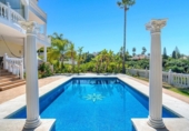Detached villa with land for sale on España, Marbella, ref: TR398773 photo