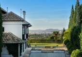 Chalet independiente con terreno en venta en la España, La Zubia, ref: TR149308 foto