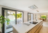 Casa de pueblo en venta en la España, Marbella, ref: TR290814 foto