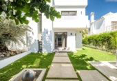 Casa de pueblo en venta en la España, Marbella, ref: TR290814 foto