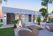Chalet independiente con terreno en venta en la España, Estepona, ref: TR141277 foto