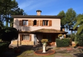 Chalet independiente con terreno en venta en la España, Palma, ref: TR136320 foto