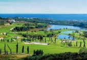 Chalet independiente con terreno en venta en la España, Benahavís, ref: TR218271 foto