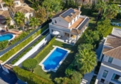 Detached villa with land for sale on España, Marbella, ref: TR389684 photo