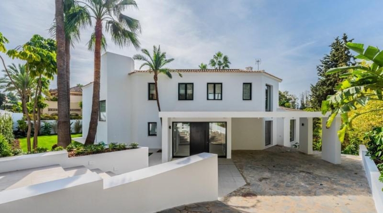 Málaga - Estepona - 1082m2