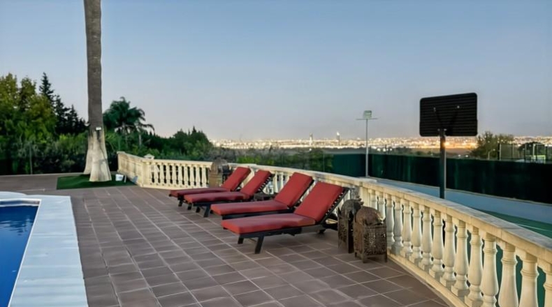 Sevilla - Gelves - 1800m2