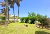 Chalet independiente con terreno en venta en la España, Manilva, ref: TR246110 foto