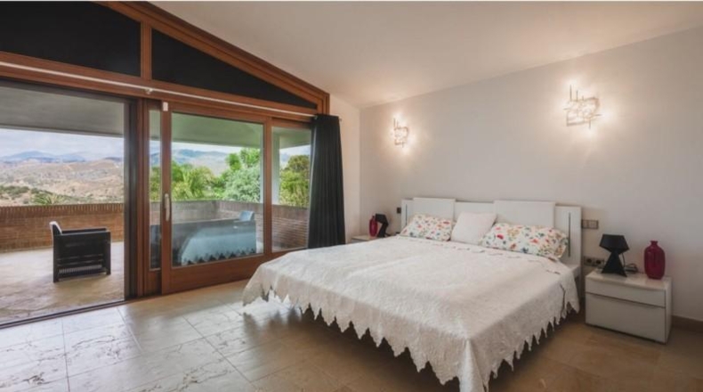 Málaga - Marbella - 2293m2