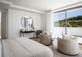 Chalet independiente con terreno en venta en la España, Estepona, ref: TR142763 foto