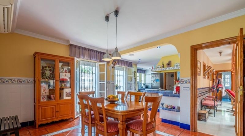 Málaga - Benalmádena - 1322m2