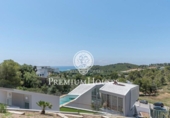 Chalet independiente con terreno en venta en la España, Sitges, ref: TR161474 foto