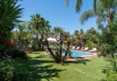 Chalet independiente con terreno en venta en la España, Sitges, ref: TR245653 foto