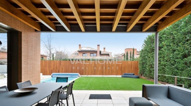 Барселона - Sant Cugat del Vallès - 569m2