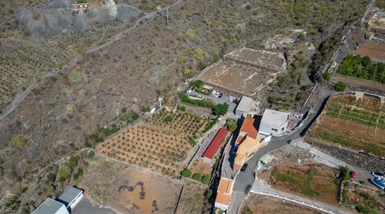 Santa Creu de Tenerife - Santiago del Teide - 48000m2