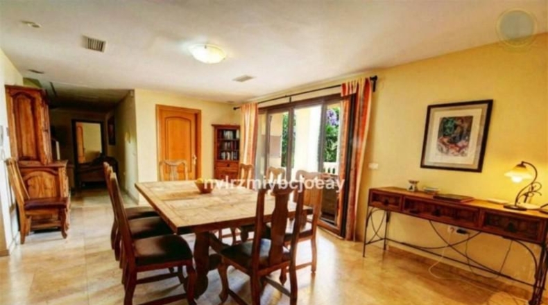 Малага - Benalmádena - 2780m2