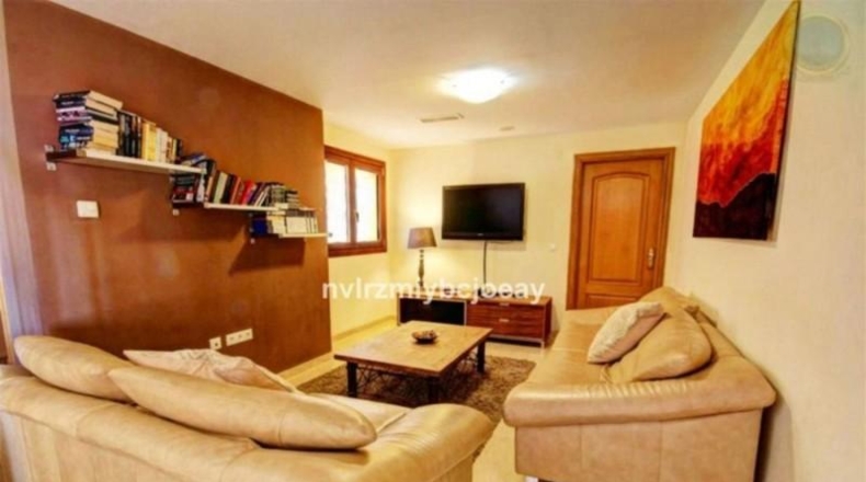 Малага - Benalmádena - 2780m2