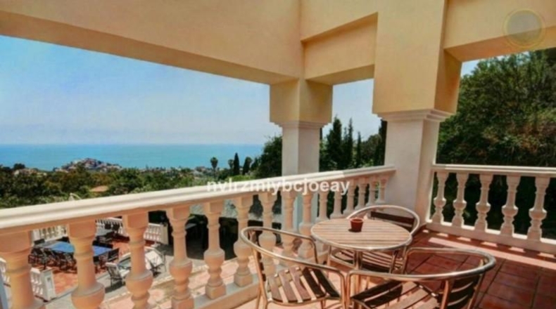 Малага - Benalmádena - 2780m2