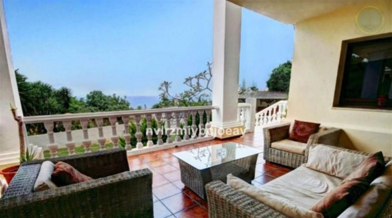 Малага - Benalmádena - 2780m2