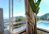 Chalet independiente con terreno en venta en la España, Barcelona, ref: TR218030 foto