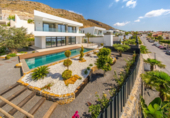 Chalet independiente con terreno en venta en la España, Finestrat, ref: TR139866 foto