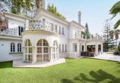 Chalet independiente con terreno en venta en la España, Marbella, ref: TR162235 foto