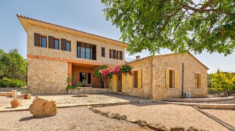 Balearic Islands - Porreras - 50000m2