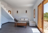 Chalet independiente con terreno en venta en la España, Porreras, ref: TR169336 foto