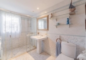Chalet independiente con terreno en venta en la España, Calvià, ref: TR144908 foto