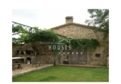 Chalet independiente con terreno en venta en la España, Llagostera, ref: TR134015 foto