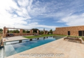 Chalet independiente con terreno en venta en la España, Ses Salines, ref: TR179004 foto