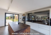 Chalet independiente con terreno en venta en la España, Ses Salines, ref: TR179004 foto