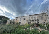 Chalet independiente con terreno en venta en la España, Manacor, ref: TR164984 foto