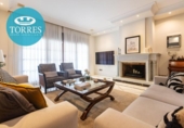 Chalet independiente con terreno en venta en la España, Málaga, ref: TR222968 foto