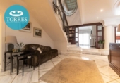 Chalet independiente con terreno en venta en la España, Málaga, ref: TR222968 foto