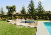Chalet independiente con terreno en venta en la España, Pozuelo de Alarcón, ref: TR138801 foto