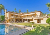 Chalet independiente con terreno en venta en la España, Marbella, ref: TR161661 foto