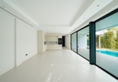Casa de pueblo en venta en la España, Marbella, ref: TR292646 foto