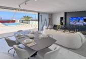 Chalet independiente con terreno en venta en la España, Adeje, ref: TR222412 foto