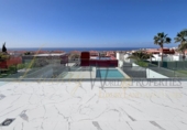 Chalet independiente con terreno en venta en la España, Adeje, ref: TR222412 foto
