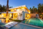 Chalet independiente con terreno en venta en la España, Marbella, ref: TR134159 foto