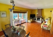 Chalet independiente con terreno en venta en la España, Marbella, ref: TR162726 foto