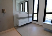 Chalet independiente con terreno en venta en la España, Marbella, ref: TR237136 foto